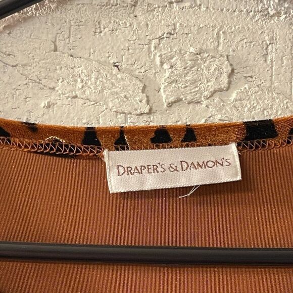 Drapers & Damon's Animal Print Velour Short Sleeve Top M - Picture 5 of 8